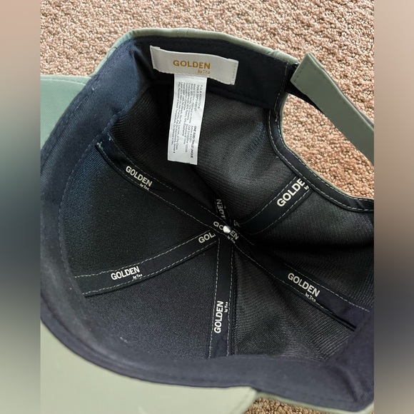 Golden TNA hat baseball cap - Picture 4 of 4